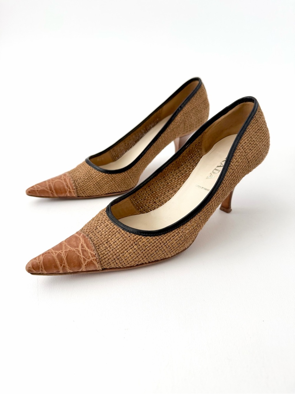 PRADA | Vintage Raffia Woven Leather Tan Pointed Toe Kitten Heel Pumps EU 37 - Picture 2 of 14